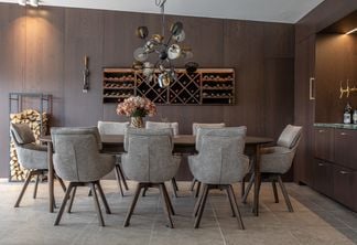 Oskar matgrupp rökt ek 260x130cm med 8 Alessia stolar