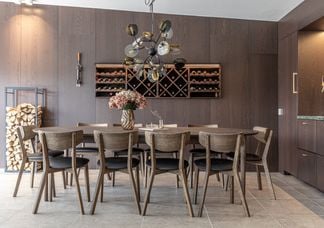 Oskar matgrupp rökt ek 260x130cm med 10 alex stolar