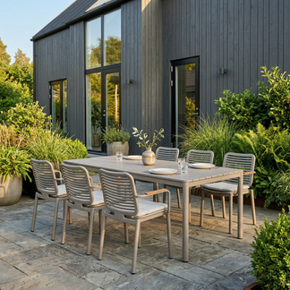 Antibes bord med Valbonne matstol beige