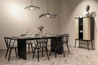 Virsbo matbord med björke stolar