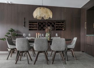 Glenside matbord brun med 8st Amaris stolar