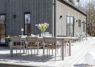 Flommen matbord med Prato stolar