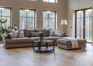 Mira 4,5 sits med fotpall