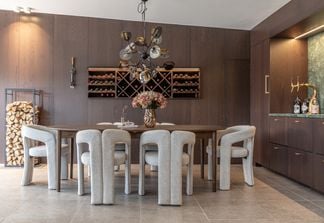 Oskar matgrupp rökt ek 120/175/230cm med 6 Alva stolar