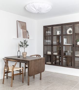 Oskar matgrupp rökt ek 120x80cm + klaff med Oskar stolar