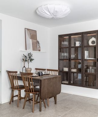 Oskar matgrupp rökt ek 120x80cm + klaff med Stol 1 stolar