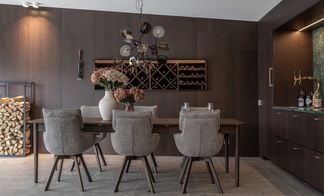 Oskar matgrupp rökt ek 180/220/260cm med 6 Alessia stolar