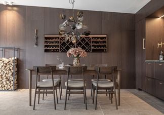 Oskar matgrupp rökt ek 200x90cm med Rodham stolar