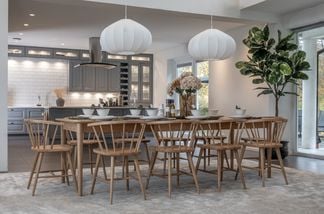 Oskar matgrupp ek 180/220/260cm med 10 Björke stolar