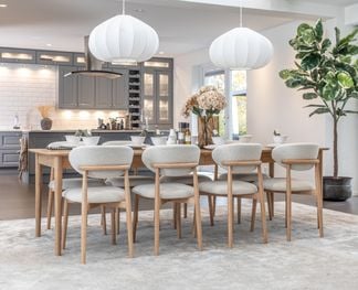 Oskar matgrupp ek 180/220/260cm med 8 Le chic stolar