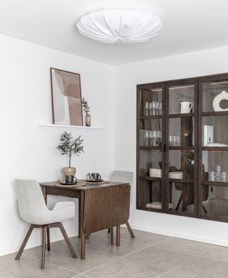 Oskar matgrupp rökt ek 80x80cm + klaff med Chiara stolar