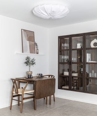 Oskar matgrupp rökt ek 80x80cm + klaff med Oskar stolar