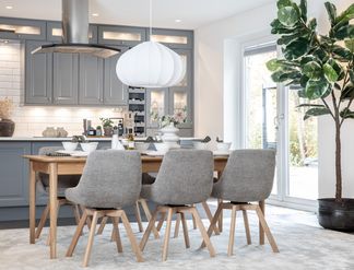 Oskar matgrupp ek 200x90cm med Amaris stolar 