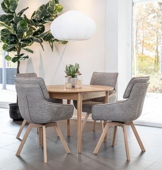 Oskar matgrupp ek 105cm Ø med Alessia stolar