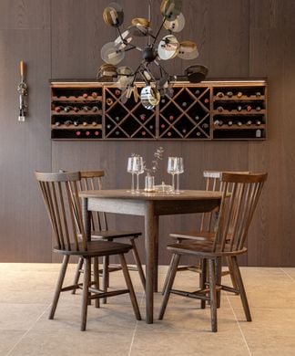 Oskar matgrupp rökt ek 105cm Ø med Stol 1