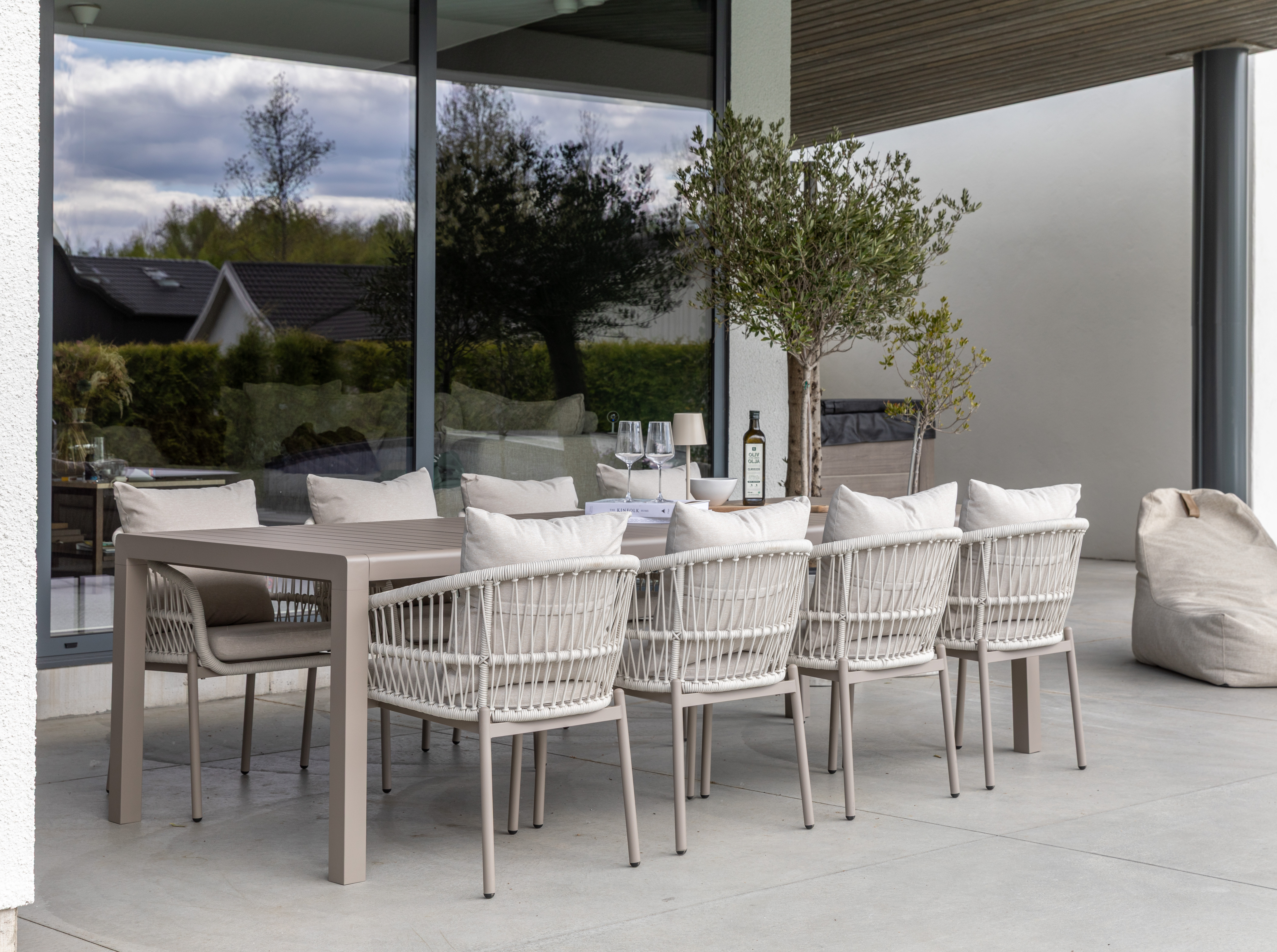 Le graisse matgrupp 253cm med cannes beige