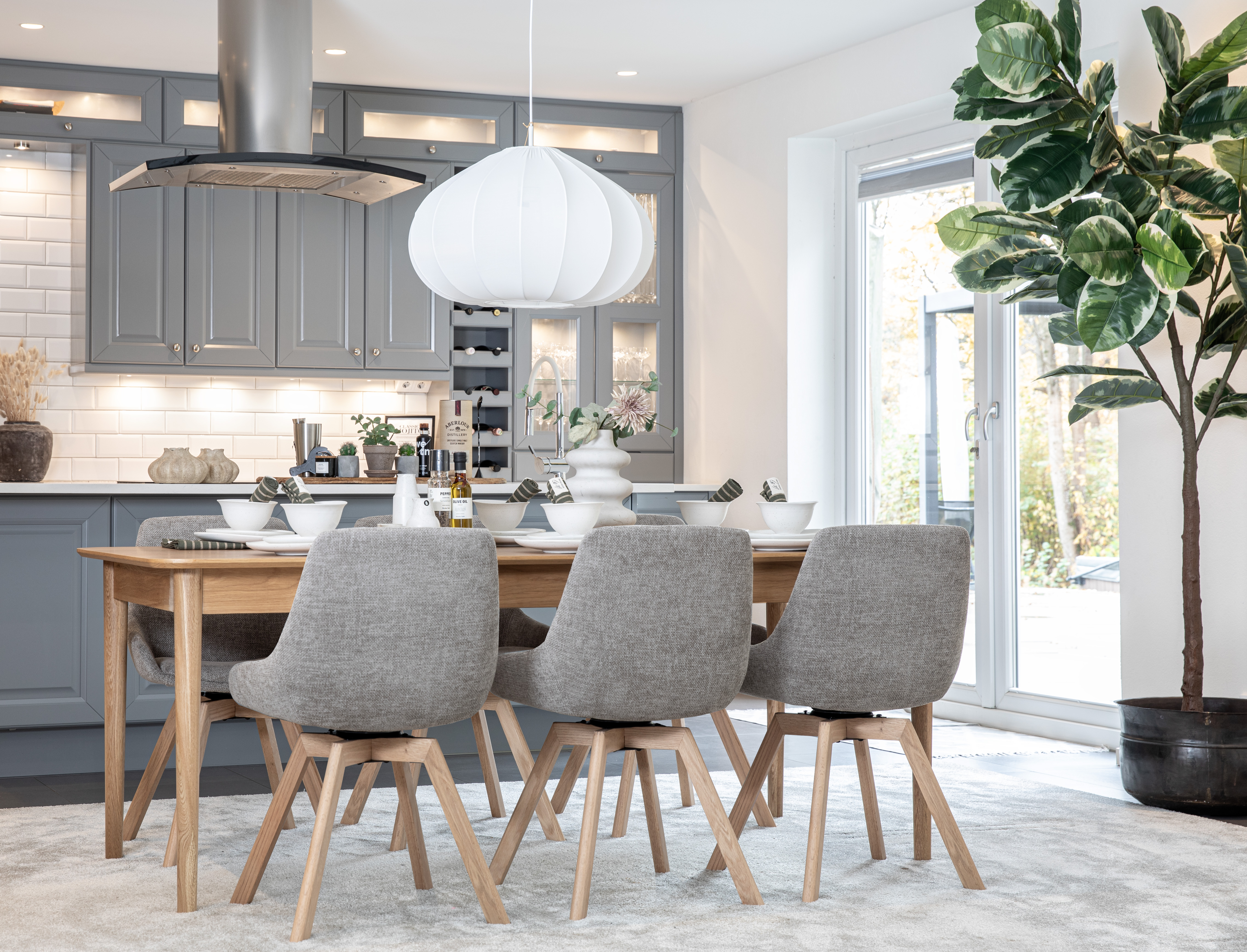 Oskar matgrupp ek 200x90cm med Amaris stolar